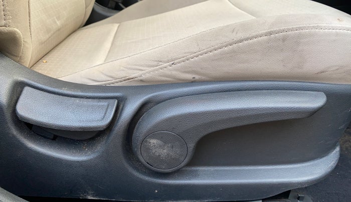 2020 Hyundai Verna SX 1.5 VTVT, Petrol, Manual, 1,02,910 km, Driver Side Adjustment Panel