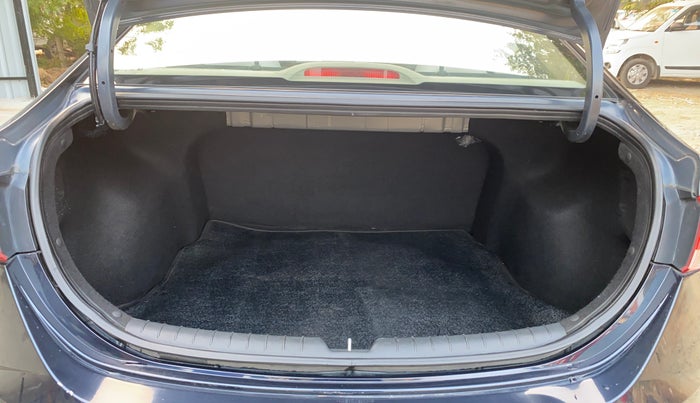 2020 Hyundai Verna SX 1.5 VTVT, Petrol, Manual, 1,02,910 km, Boot Inside