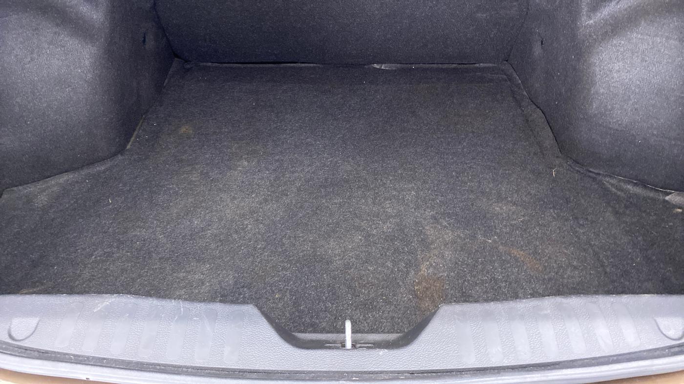 2016 Maruti Ciaz ZXI PLUS, Petrol, Manual, 73,792 km, Boot Inside