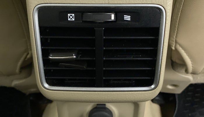 2016 Maruti Ciaz ZXI PLUS, Petrol, Manual, 73,792 km, Rear AC Vents