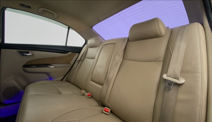 2016 Maruti Ciaz ZDI+ SHVS, Diesel, Manual, 98,473 km, Right Side Rear Door Cabin