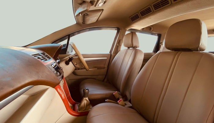 2014 Maruti Ertiga ZXI, Petrol, Manual, 41,715 km, Right Side Front Door Cabin