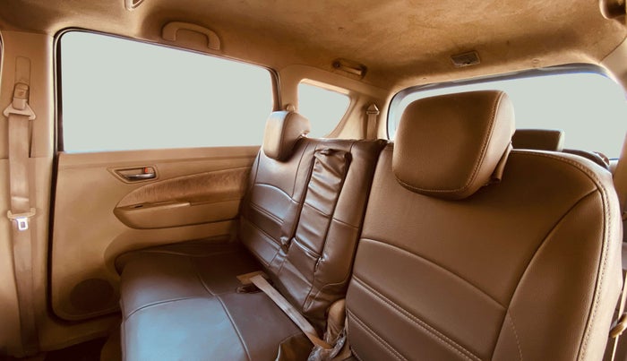 2013 Maruti Ertiga VDI ABS, Diesel, Manual, 57,366 km, Right Side Rear Door Cabin