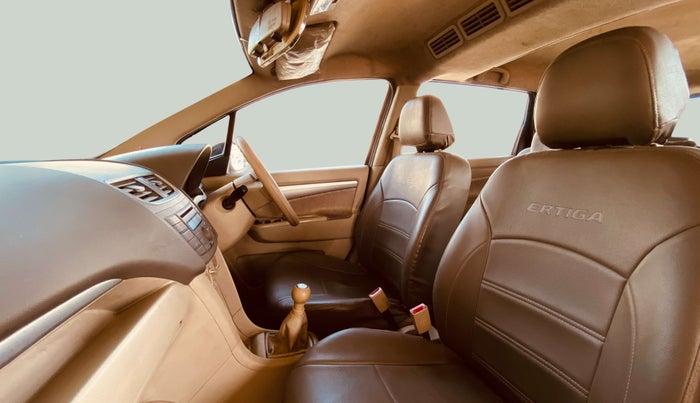 2013 Maruti Ertiga VDI ABS, Diesel, Manual, 57,366 km, Right Side Front Door Cabin