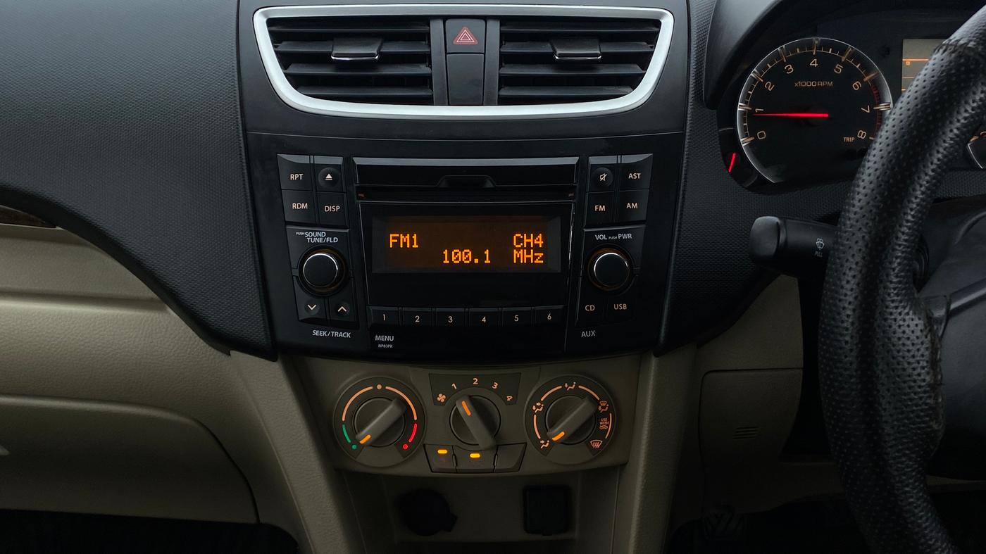 2015 Maruti Swift Dzire VXI, Petrol, Manual, 49,686 km, Air Conditioner