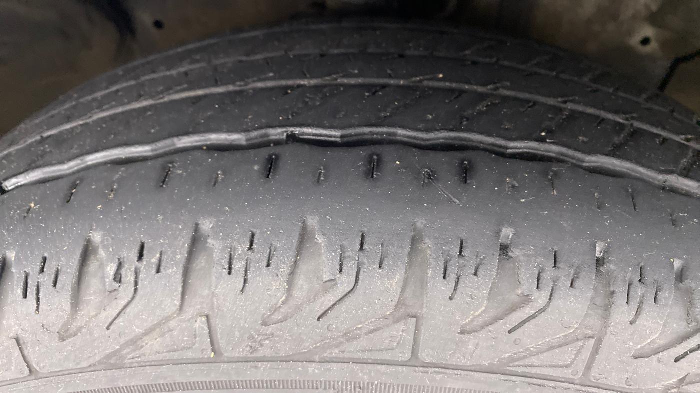 2014 Honda CRV 2.4 AWD AT, Petrol, Automatic, 69,977 km, Right Front Tyre Tread