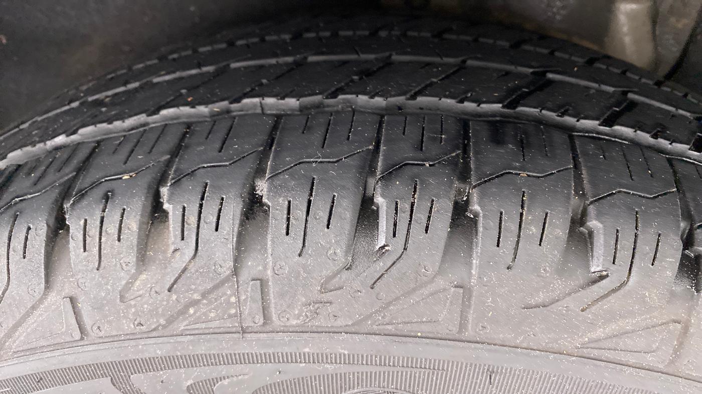 2014 Honda CRV 2.4 AWD AT, Petrol, Automatic, 69,977 km, Right Rear Tyre Tread