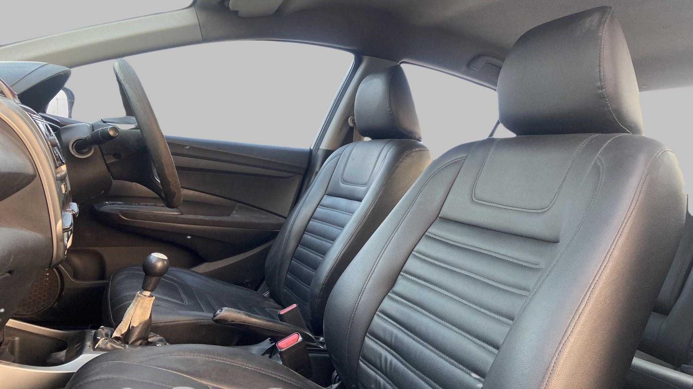 2012 Honda City CORPORATE MT, Petrol, Manual, 81,253 km, Right Side Front Door Cabin