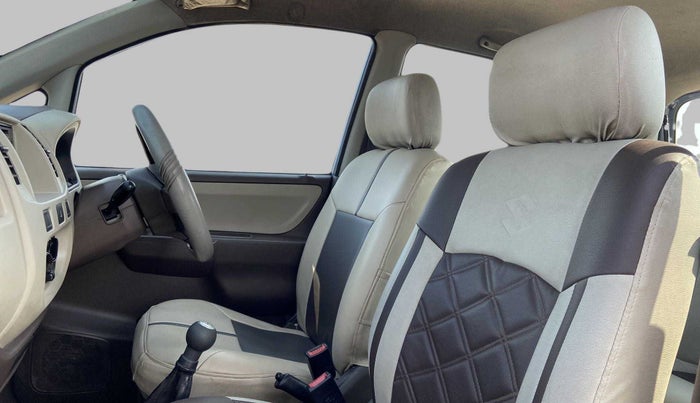 2013 Maruti Zen Estilo LXI, Petrol, Manual, 38,664 km, Right Side Front Door Cabin