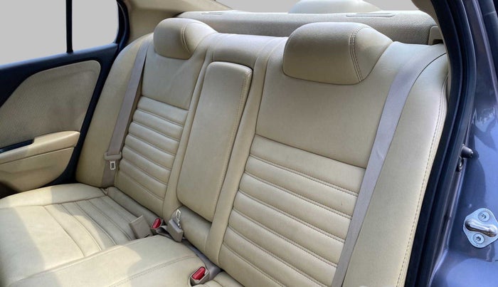 2018 Honda City V MT PETROL, Petrol, Manual, 54,924 km, Right Side Rear Door Cabin