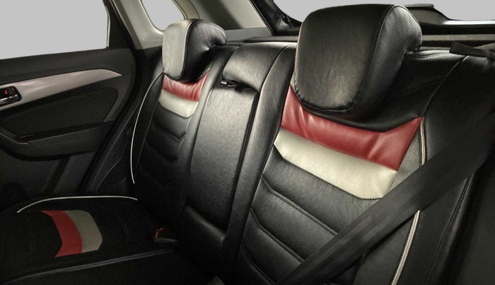 2016 Maruti Vitara Brezza ZDI PLUS DUAL TONE, Diesel, Manual, 63,780 km, Right Side Rear Door Cabin