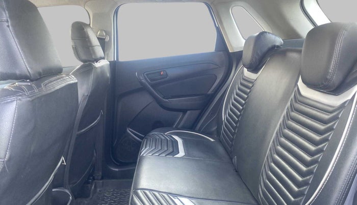 2020 Maruti Vitara Brezza VXI, Petrol, Manual, 23,707 km, Right Side Rear Door Cabin
