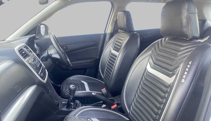 2020 Maruti Vitara Brezza VXI, Petrol, Manual, 23,707 km, Right Side Front Door Cabin