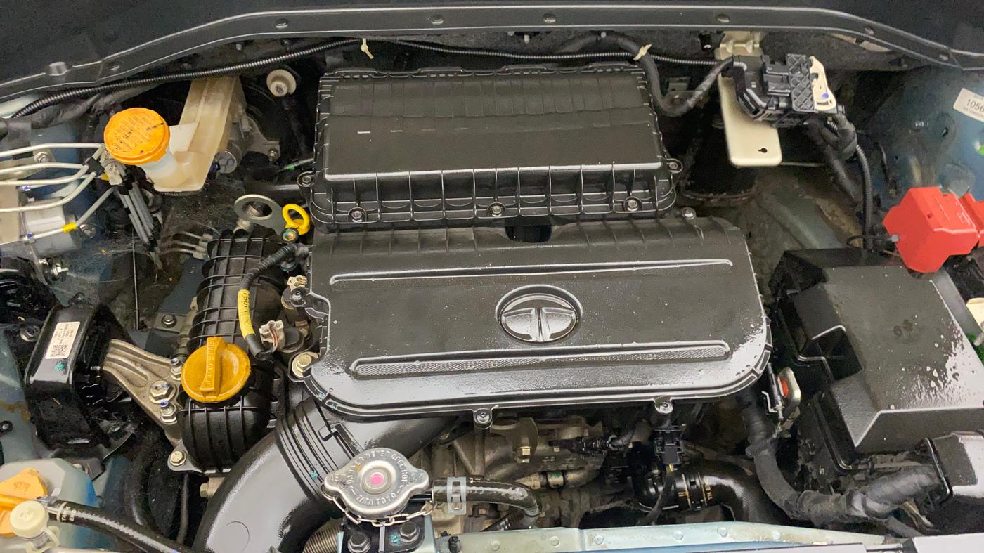 2021 Tata PUNCH ADVENTURE MT, Petrol, Manual, 38,041 km, Engine View