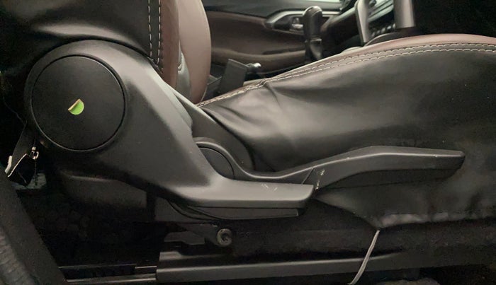 2023 Maruti Grand Vitara ZETA CNG, CNG, Manual, 66,534 km, Driver Side Adjustment Panel