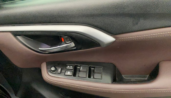 2023 Maruti Grand Vitara ZETA CNG, CNG, Manual, 66,534 km, Driver Side Door Panels Control