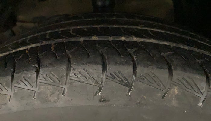 2023 Maruti Grand Vitara ZETA CNG, CNG, Manual, 66,534 km, Left Front Tyre Tread