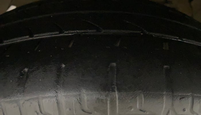 2014 Tata Zest XMS PETROL, Petrol, Manual, 45,009 km, Left Front Tyre Tread