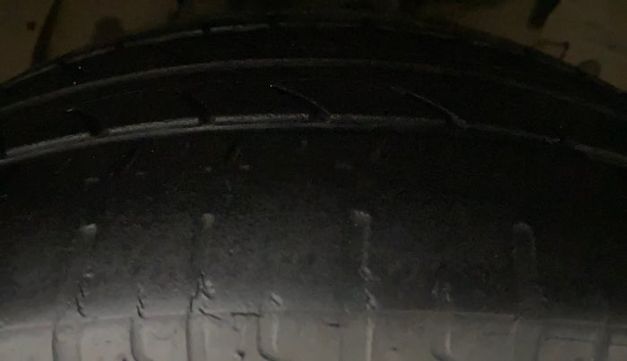 2014 Tata Zest XMS PETROL, Petrol, Manual, 45,009 km, Right Front Tyre Tread