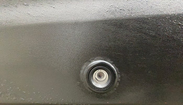 2023 Mahindra XUV300 W4 1.2 PETROL, Petrol, Manual, 84,262 km, Parking Camera