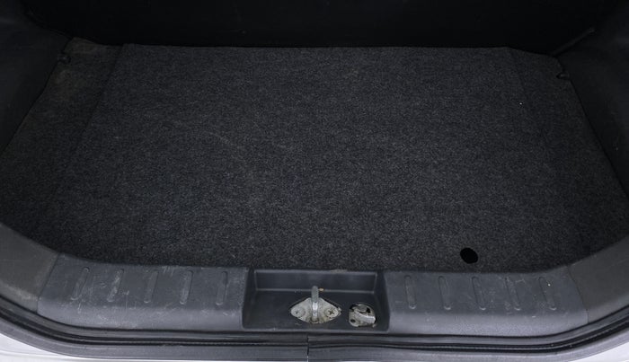 2016 Maruti Alto K10 VXI P, Petrol, Manual, 53,912 km, Boot Inside