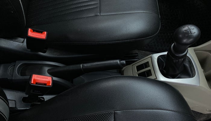 2016 Maruti Alto K10 VXI P, Petrol, Manual, 53,912 km, Gear Lever