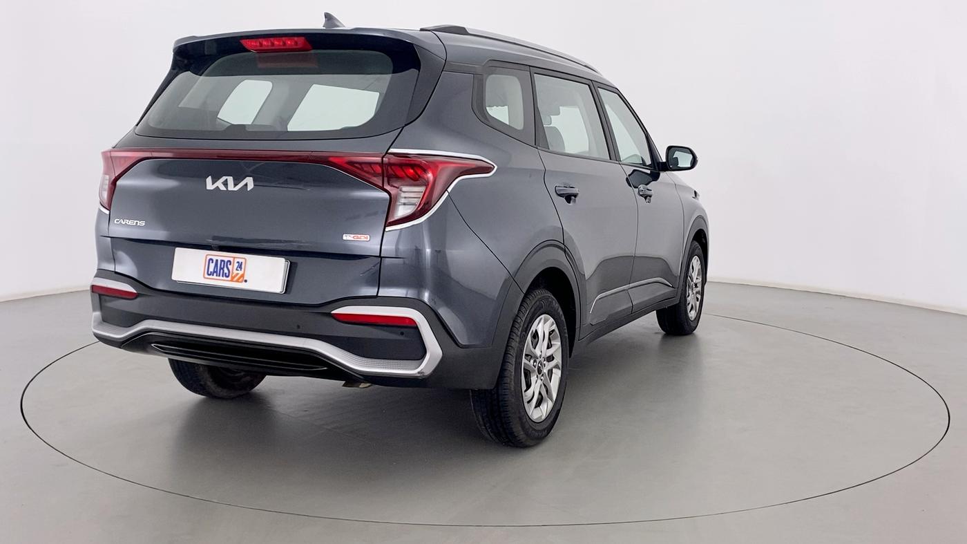 2022 KIA CARENS PRESTIGE 1.4G MT 7STR, Petrol, Manual, 1,931 km, Right Back Diagonal