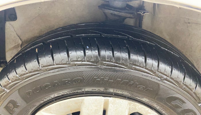 2017 Maruti Alto 800 LXI, Petrol, Manual, 40,170 km, Left Front Tyre Tread