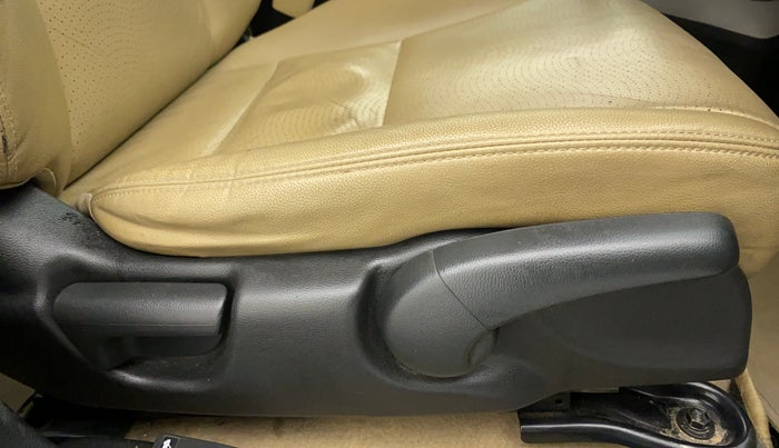 2016 Honda City 1.5L I-VTEC VX, Petrol, Manual, 80,027 km, Driver Side Adjustment Panel