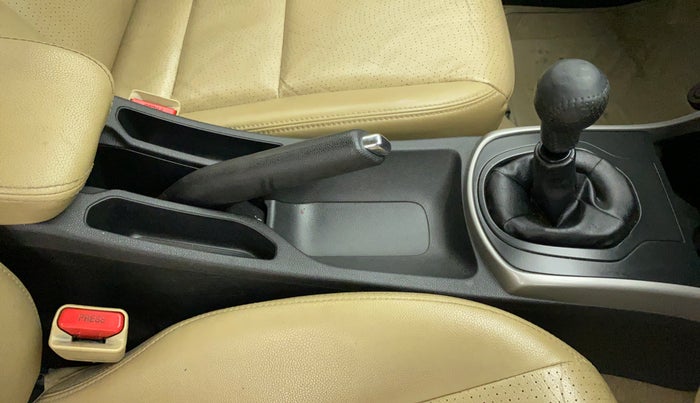 2016 Honda City 1.5L I-VTEC VX, Petrol, Manual, 80,027 km, Gear Lever