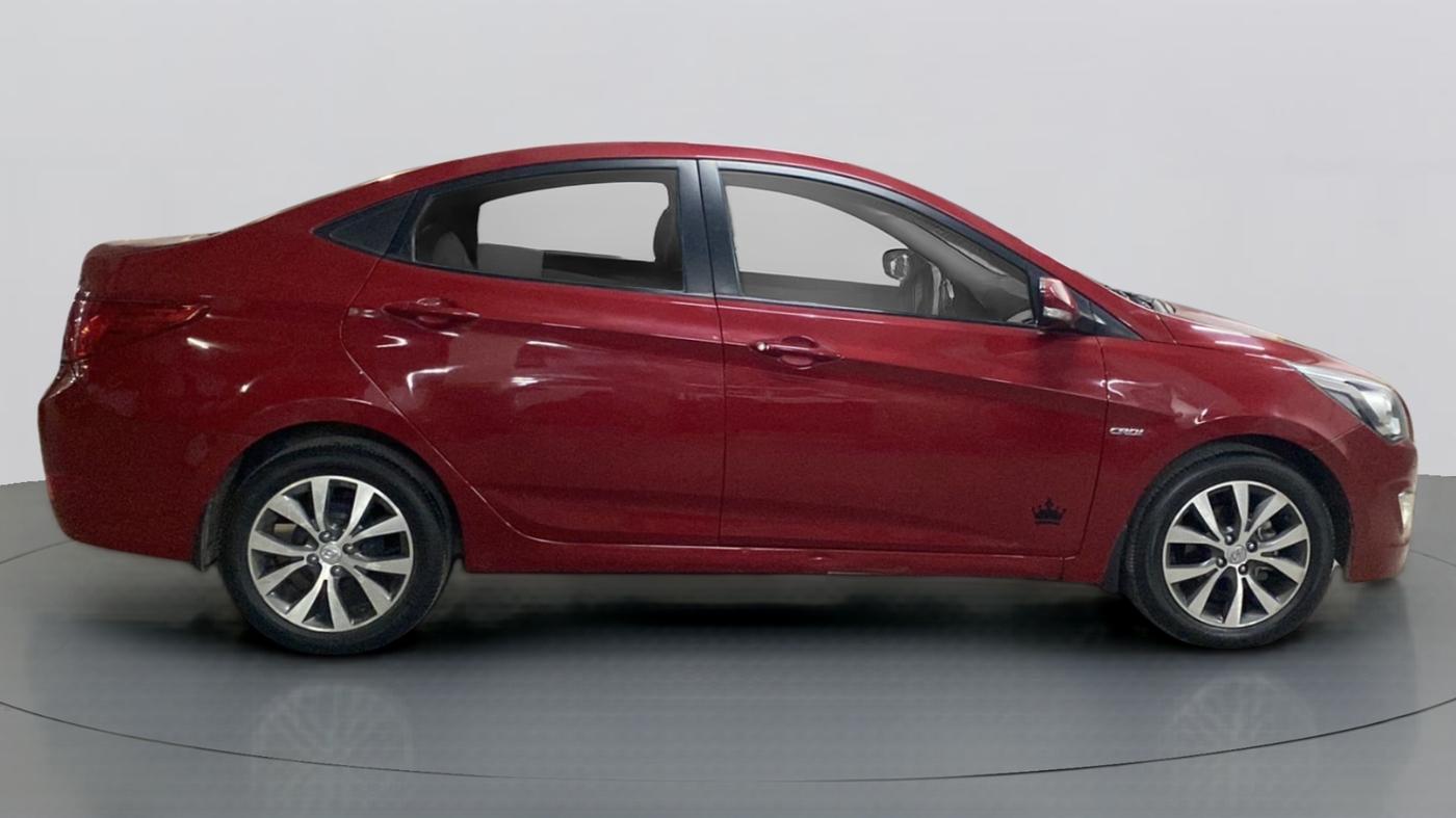 2016 Hyundai Verna FLUIDIC 1.6 SX CRDI, Diesel, Manual, 68,161 km, Right Side View