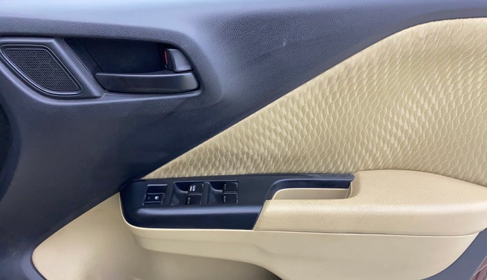 2014 Honda City 1.5L I-VTEC S MT, Petrol, Manual, 34,709 km, Driver Side Door Panels Control