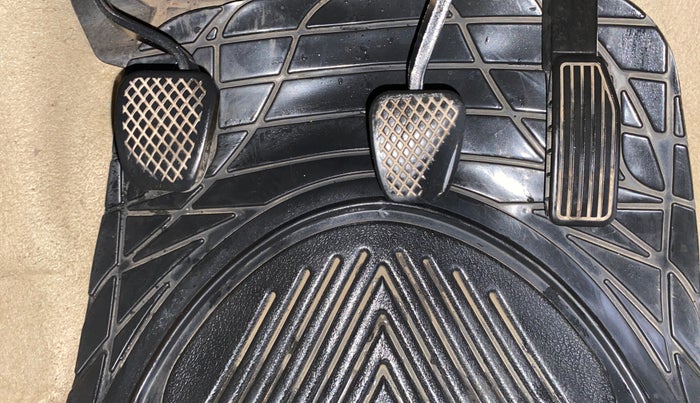 2014 Honda City 1.5L I-VTEC S MT, Petrol, Manual, 34,709 km, Pedals