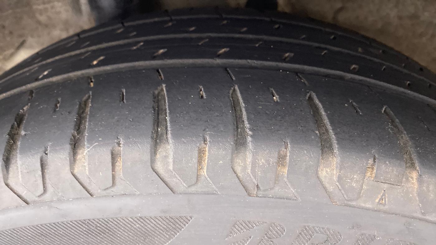 2018 Hyundai Verna 1.6 SX VTVT, Petrol, Manual, 49,112 km, Right Rear Tyre Tread