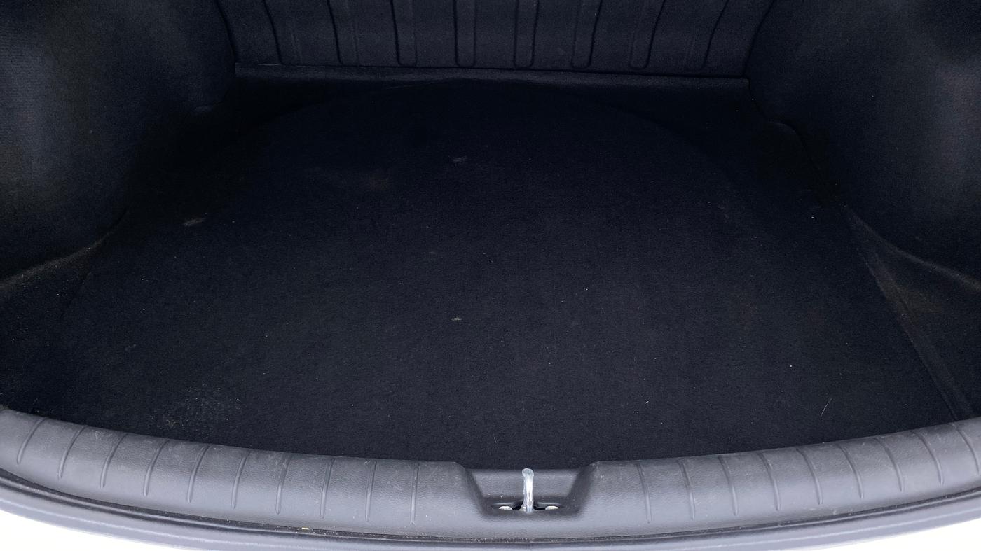 2018 Hyundai Verna 1.6 SX VTVT, Petrol, Manual, 49,112 km, Boot Inside
