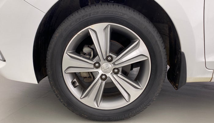 2018 Hyundai Verna 1.6 SX VTVT, Petrol, Manual, 49,112 km, Left Front Wheel