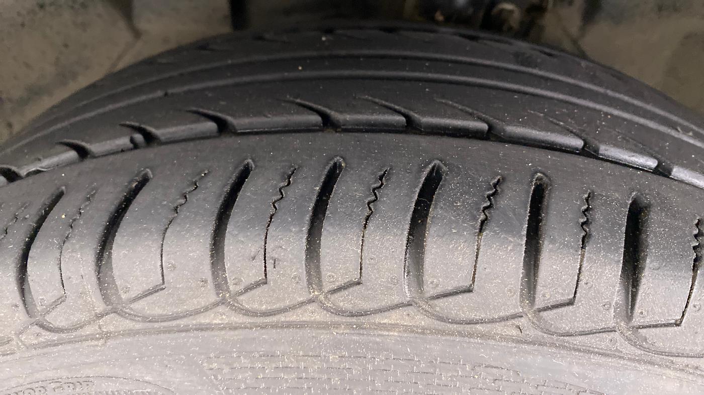2019 Ford Ecosport 1.5 TITANIUM TI VCT, Petrol, Manual, 19,766 km, Left Front Tyre Tread