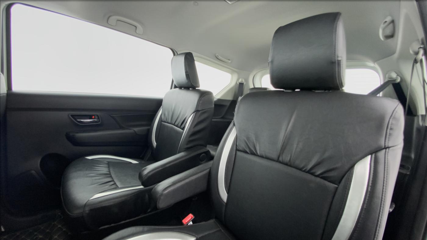 2020 Maruti XL6 ZETA SHVS, Petrol, Manual, 25,387 km, Right Side Rear Door Cabin