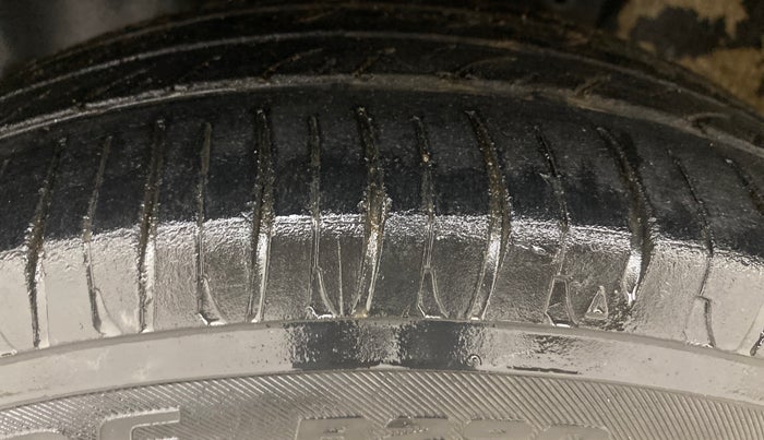 2018 Maruti IGNIS ALPHA 1.2, Petrol, Manual, 1,27,458 km, Left Front Tyre Tread