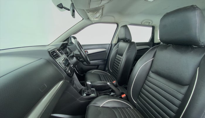 2019 Maruti Vitara Brezza ZDI + AMT, Diesel, Automatic, 30,309 km, Right Side Front Door Cabin