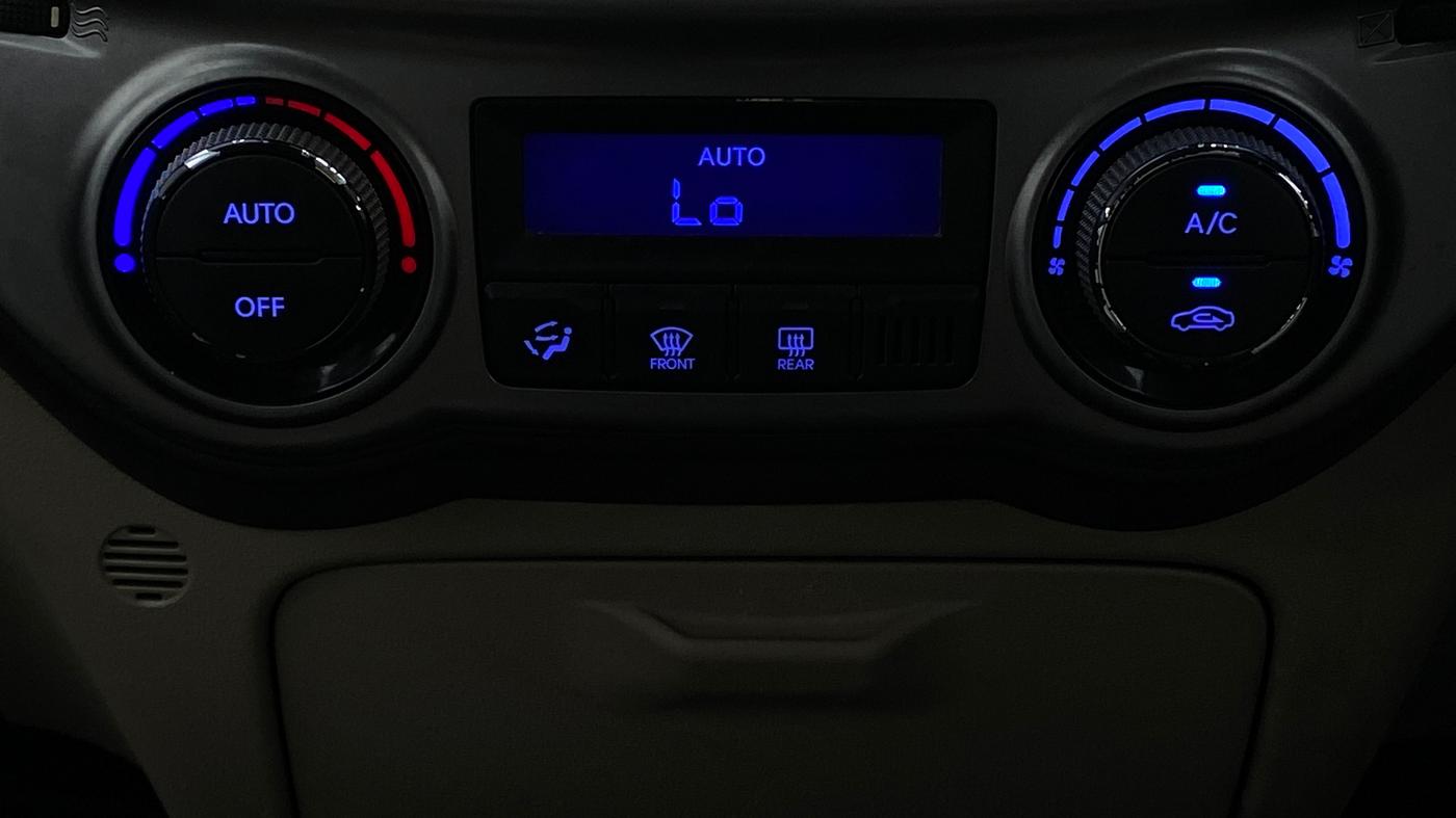 2013 Hyundai i20 SPORTZ 1.2 VTVT, Petrol, Manual, 61,664 km, Automatic Climate Control
