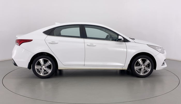 2018 Hyundai Verna 1.6 SX VTVT, Petrol, Manual, 21,486 km, Right Side View