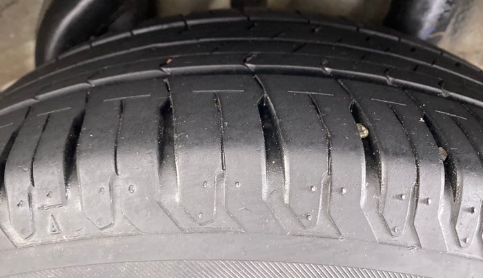 2018 Hyundai Verna 1.6 SX VTVT, Petrol, Manual, 21,486 km, Left Rear Tyre Tread