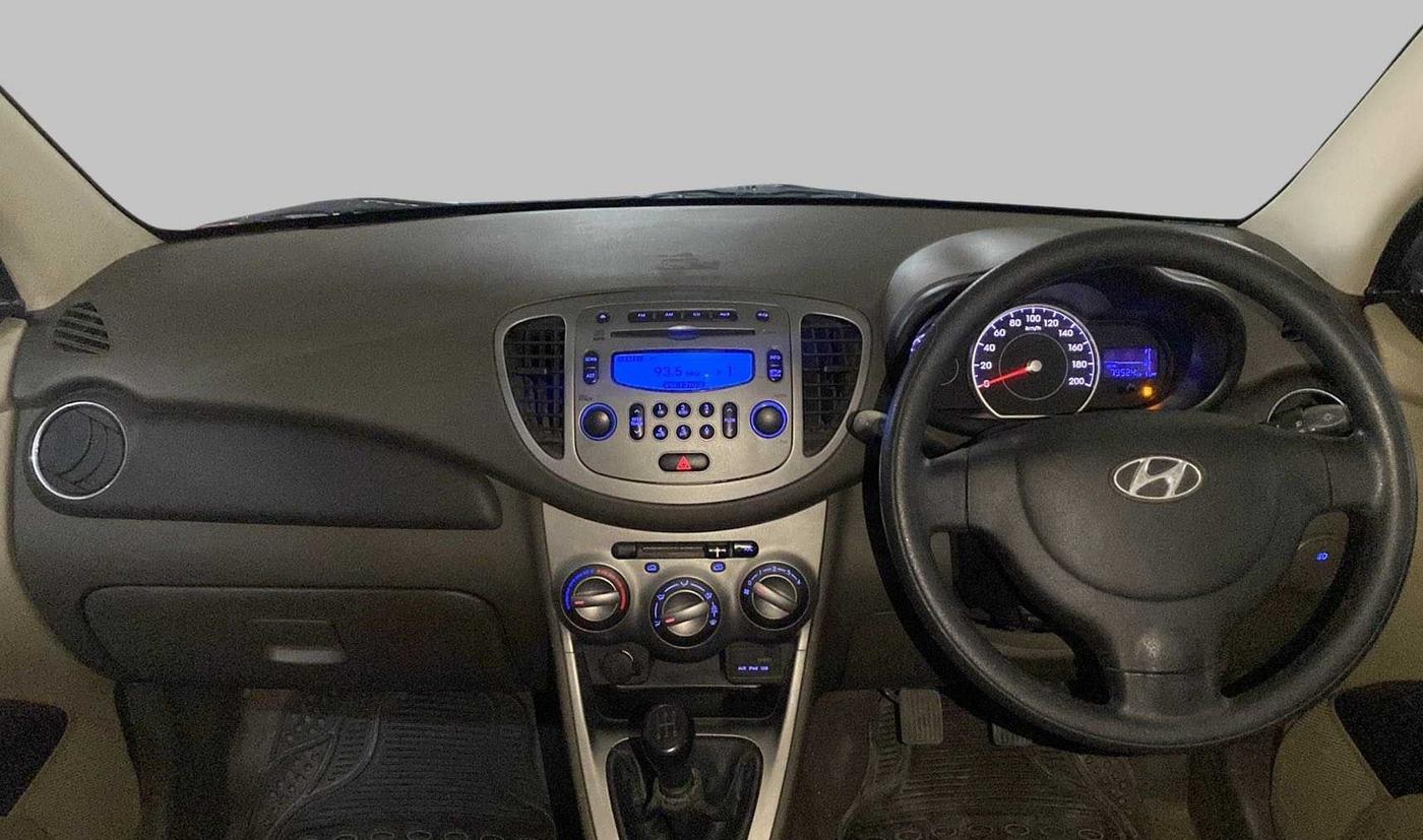 2014 Hyundai i10 SPORTZ 1.1 IRDE2, Petrol, Manual, 79,562 km, Dashboard