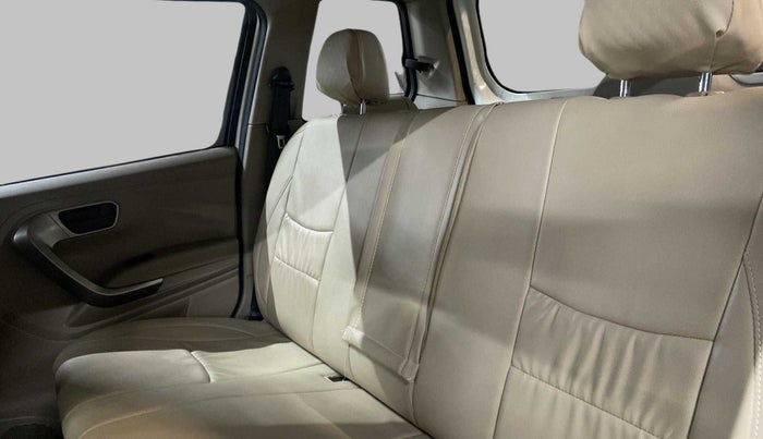2021 Mahindra BOLERO NEO N 10, Diesel, Manual, 6,585 km, Right Side Rear Door Cabin