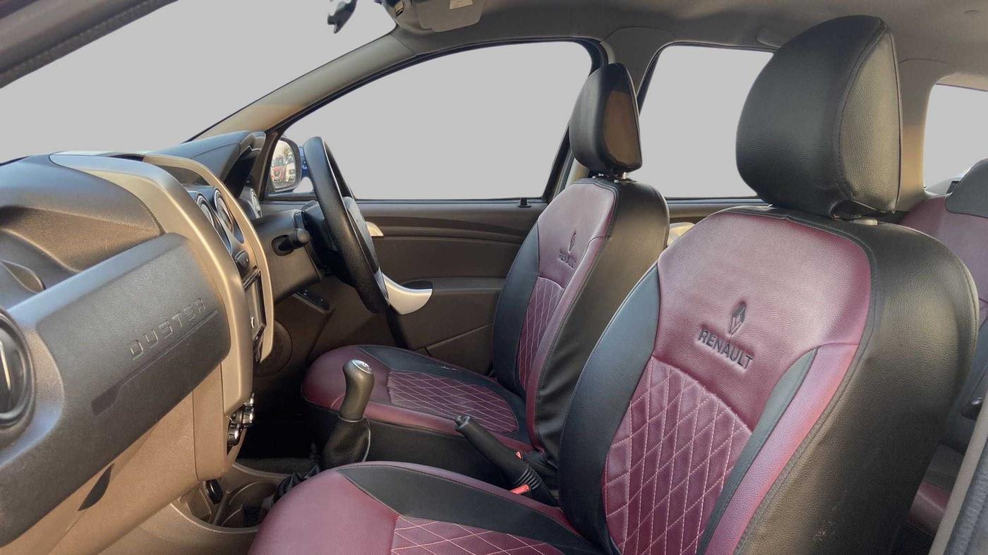 2017 Renault Duster 85 PS RXE, Diesel, Manual, 44,396 km, Right Side Front Door Cabin