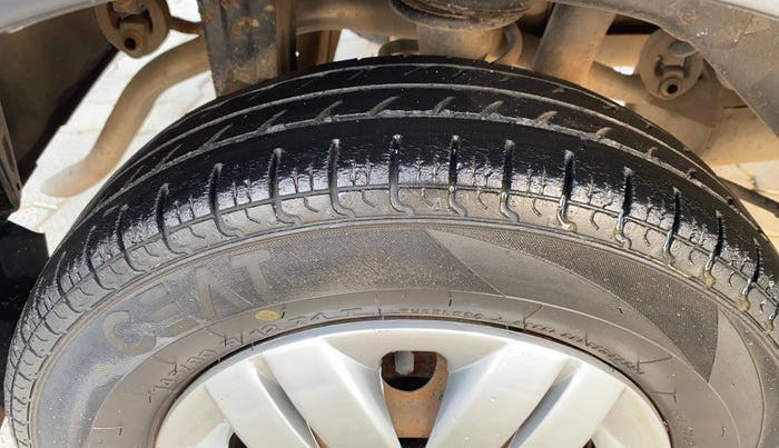 2019 Maruti Alto LXI, Petrol, Manual, 86,237 km, Right Rear Tyre Tread