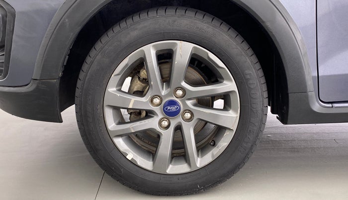 2020 Ford FREESTYLE TITANIUM 1.2 TI-VCT MT, Petrol, Manual, 32,850 km, Left Front Wheel