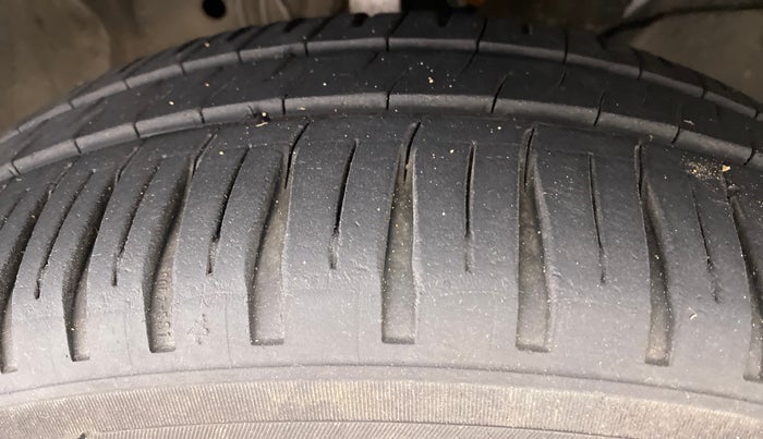 2016 Honda City VX CVT PETROL, Petrol, Automatic, 83,057 km, Right Front Tyre Tread