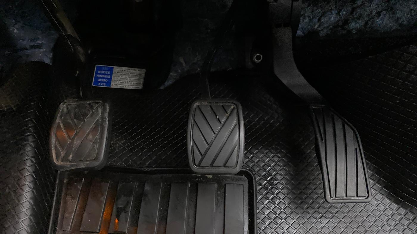 2020 Maruti Vitara Brezza VXI, Petrol, Manual, 72,255 km, Pedals